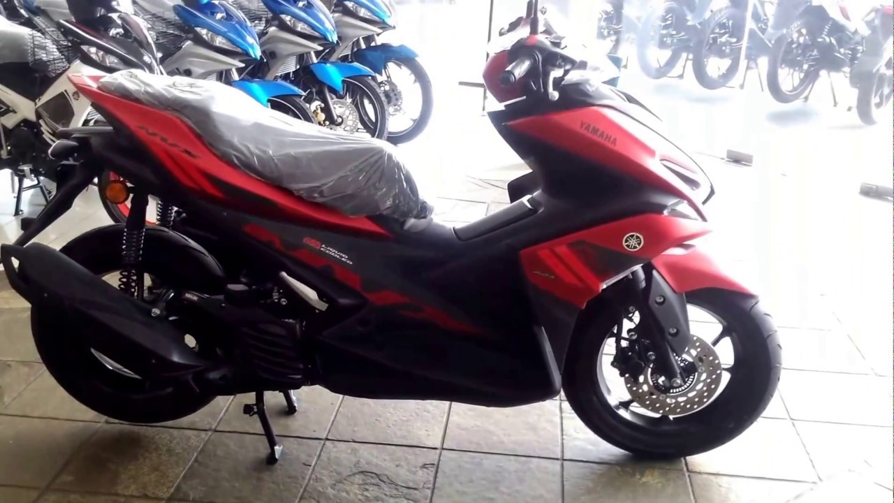 Yamaha NVX walkaround (Matte Red) - 2017