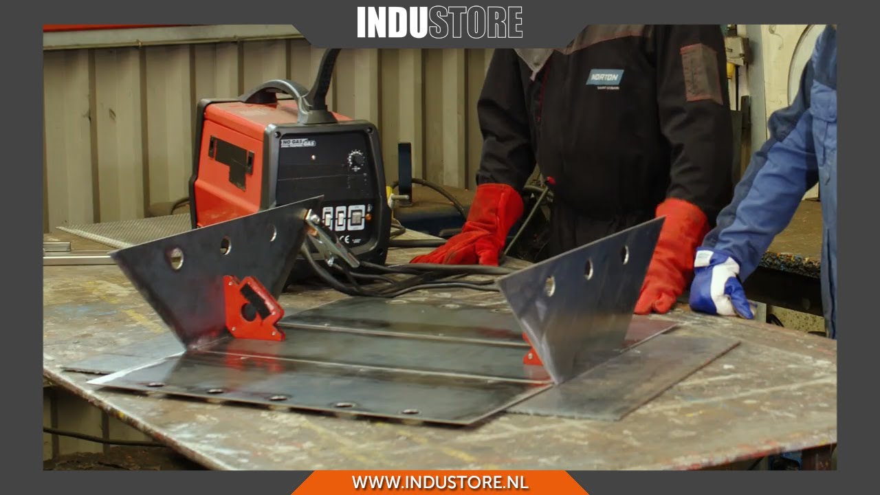 Industore: Instructie | Maak je eigen Vuurkorf / Vuurschaal voor buiten met Norton (Saint-Gobain).