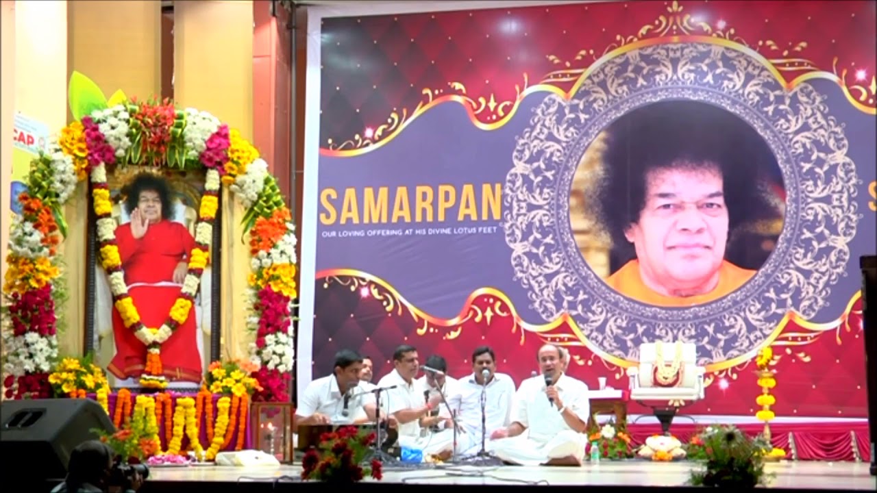 Sai Bhajans - Naaraayana Hari Naama Bhajore