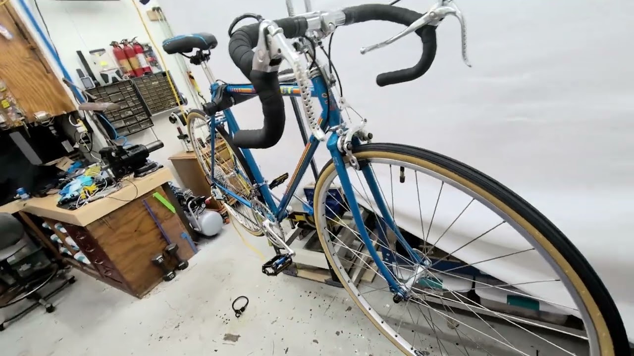 1984 Peugeot road bike restoration