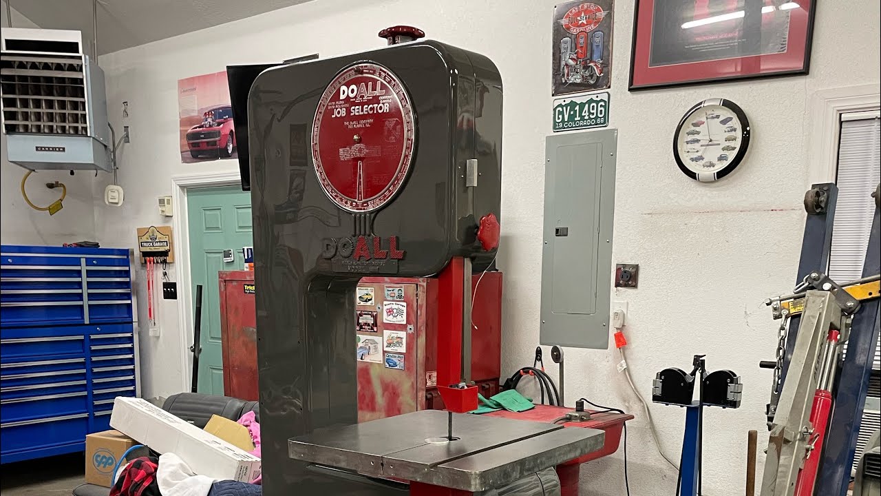 1951 DoAll bandsaw restored