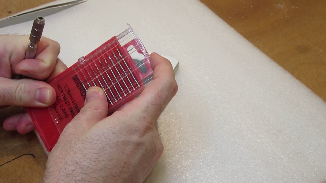 What I fix daily - Extracting broken headphone plugs from sockets