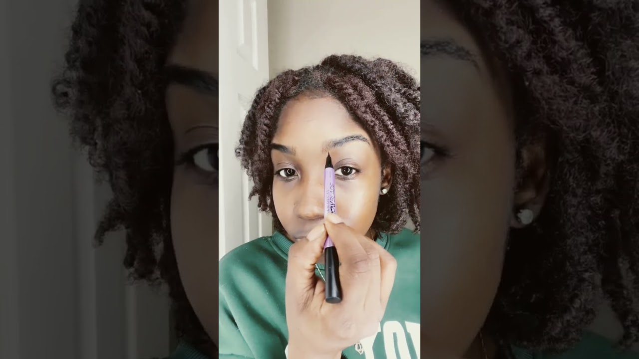 Urban Decay Brow Blade #makeup #urbandecay #urbandecaycosmetics #grwm #beautysupply #beauty