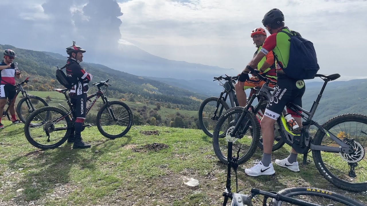 In MTB sui Monti Nebrodi in Sicilia, tra laghi e bellissimi pascoli