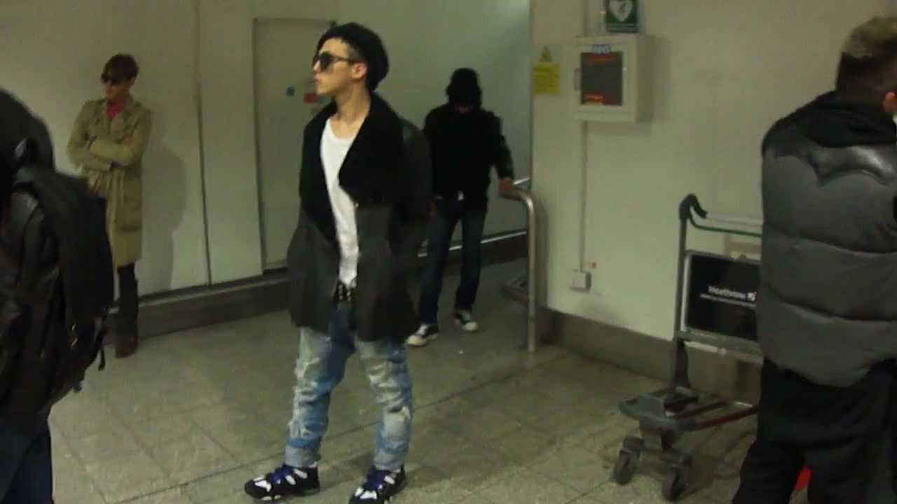BIGBANG Heathrow Airport London to Korea (7/11/11)
