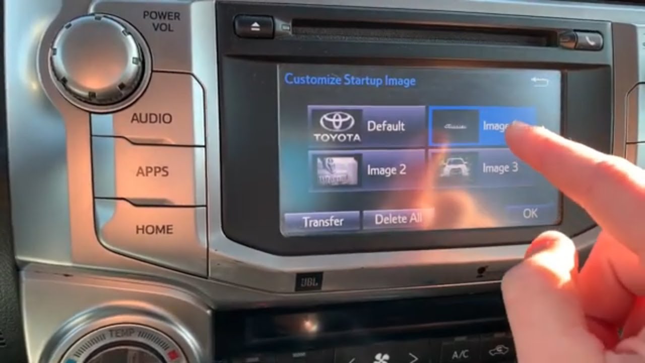Как добавить пользовательское изображение на дисплей радиоприемника Toyota Entune