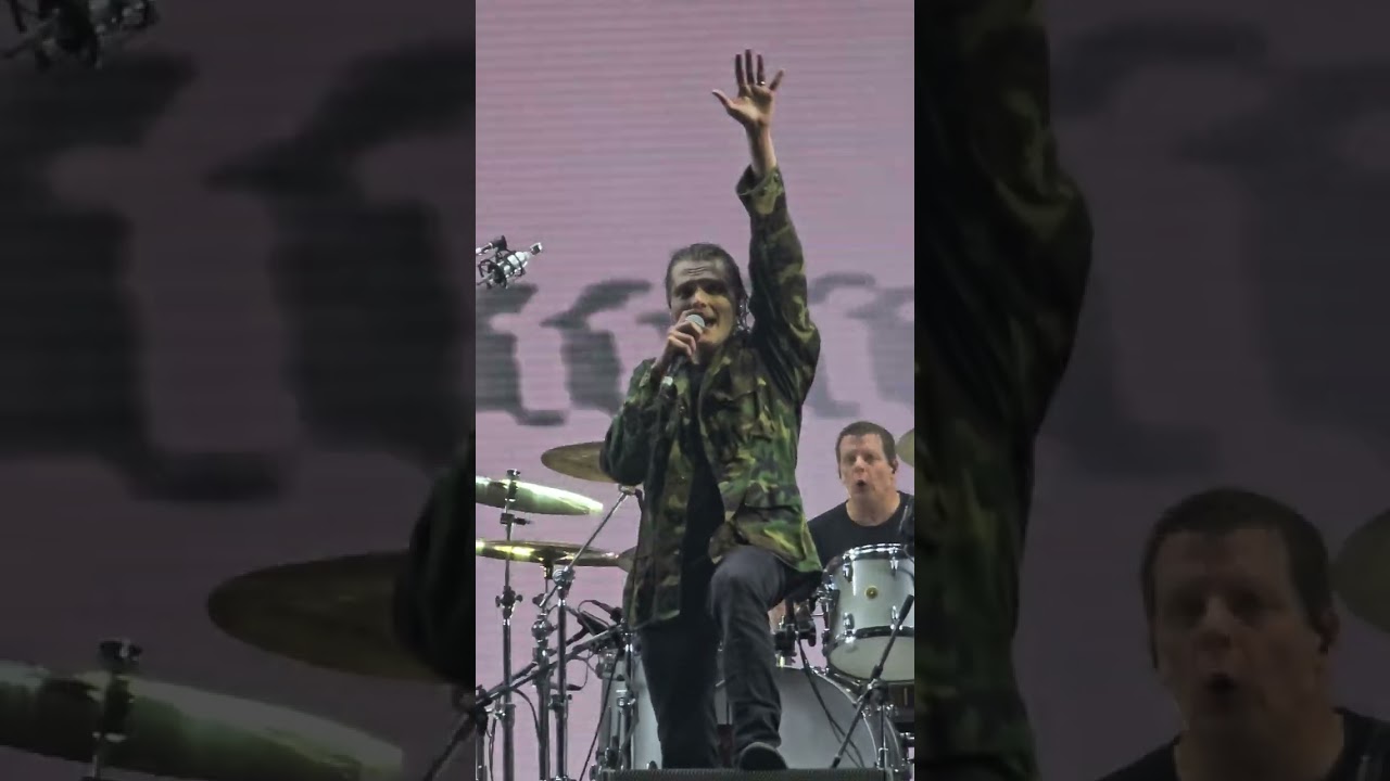My Chemical Romance - I'm Not Okay (I Promise) (Allianz Parque, 06/02/26; Night #02)