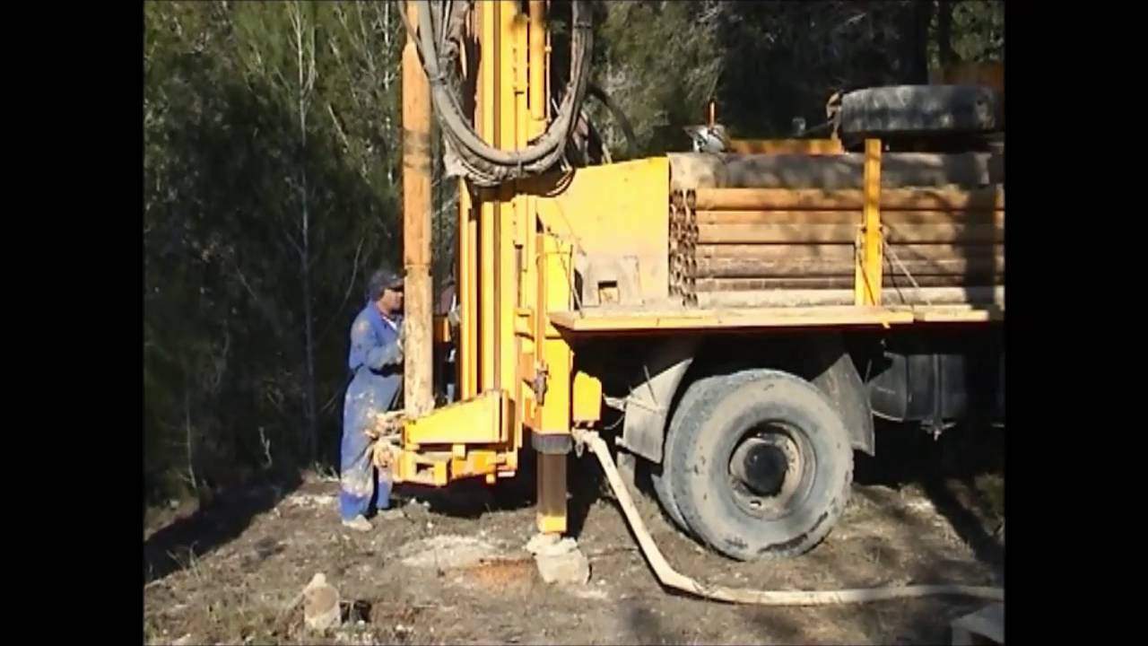 Alumbramiento de agua por zahorí