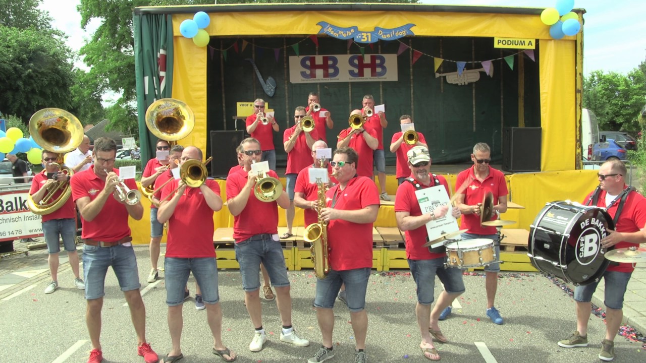 De Notenkrakers Zevenbergen Bemmelse Dweildag 31e Podium A 11 juni 2017 Bemmel