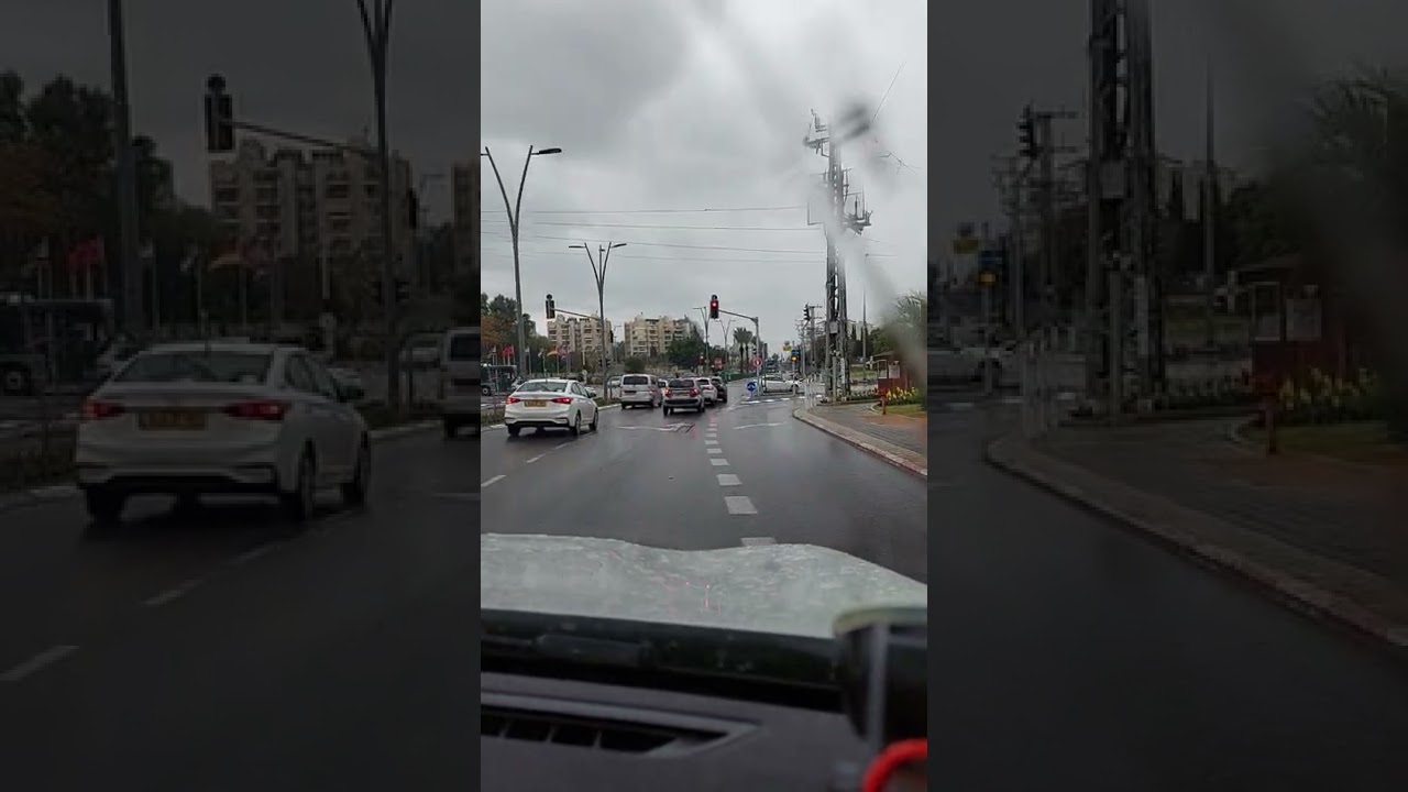 שיעור נהיגה בגשם