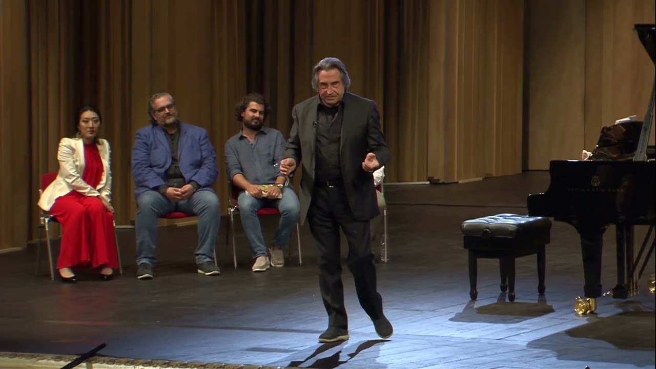 Giuseppe Verdi - Riccardo Muti - Macbeth - Concert-lesson at the piano
