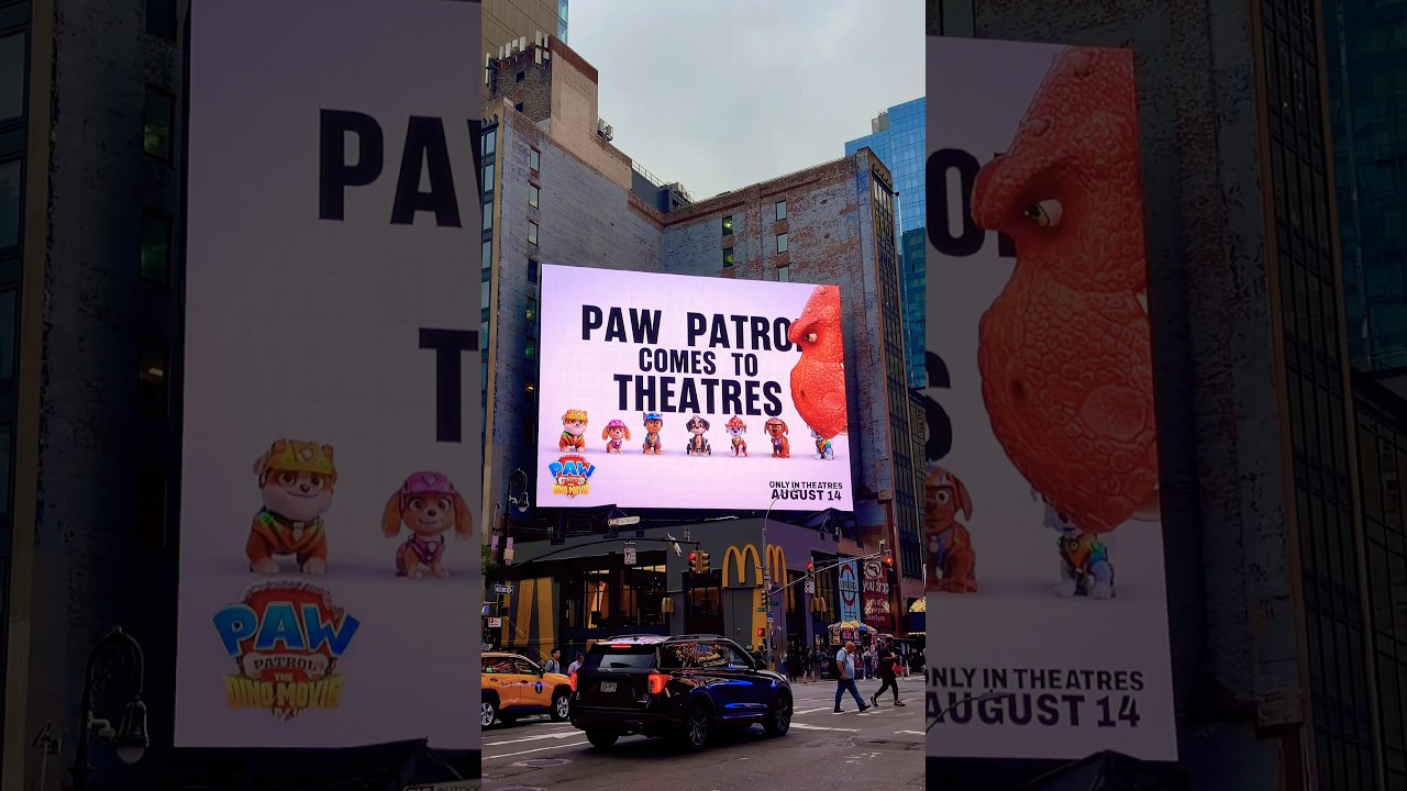 Ryder and the pups are taking over the city 🐶 #pawpatrol #pawpatrolmovie #billboardsofusa #nyc