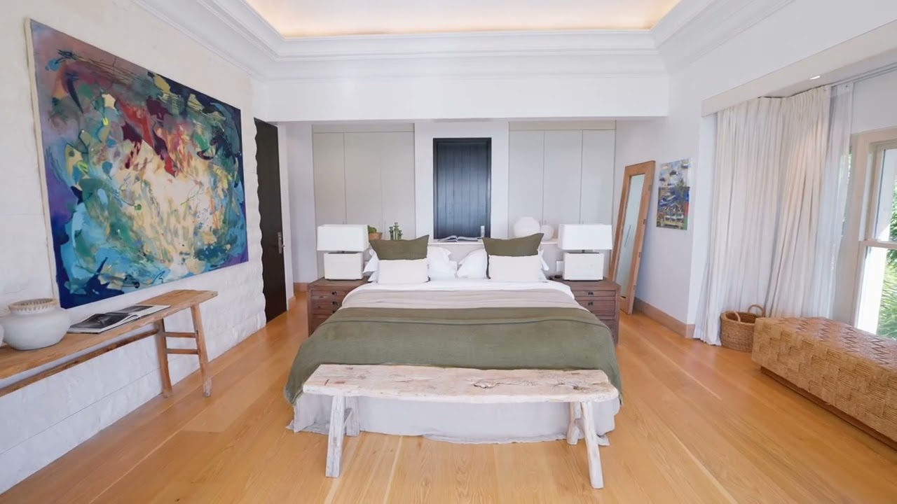 Godding Beach House | Blue Sky Luxury