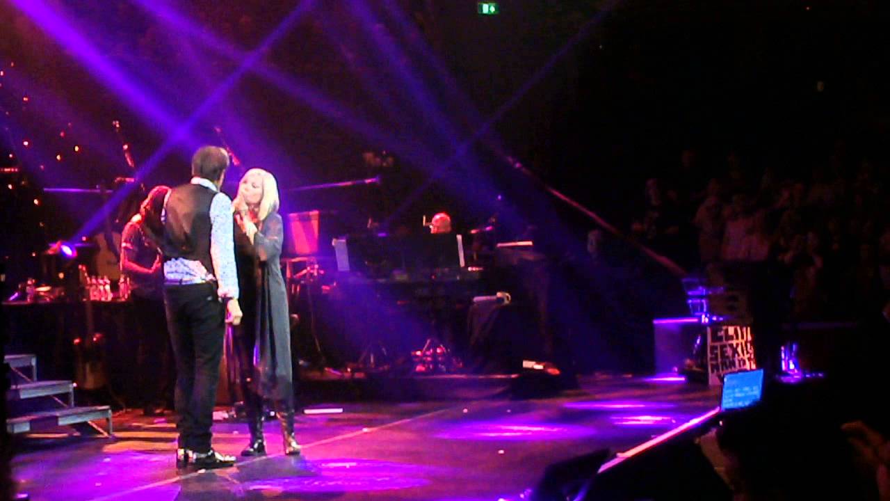 Cliff Richard & Olivia Newton-John : Suddenly - Live at Royal Albert Hall, London - 2015.10.14