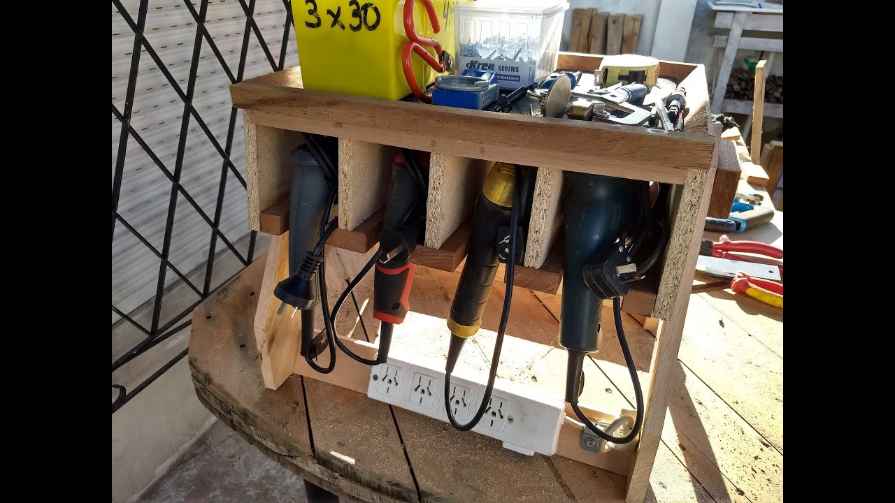 Organizador de taladro y atornillador con bandeja para accesorios