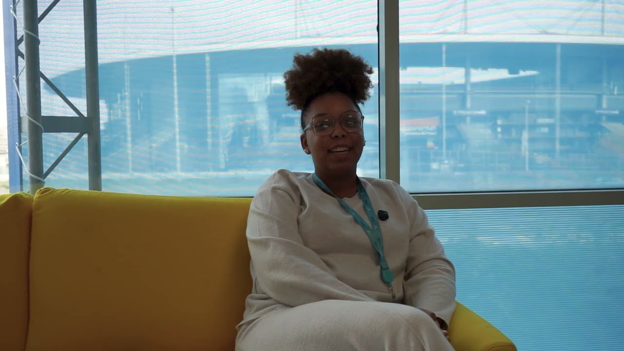 Fatou, en 1ère année de BTS SAM : « L’alternance m’a permis de gagner en confiance en moi »