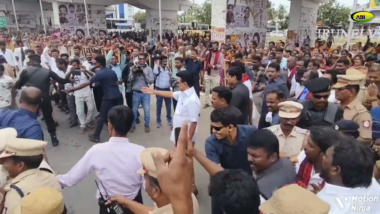 நெல்லையில் மக்களை நோக்கி நடந்து சென்ற முதல்வர் மு க ஸ்டாலின் / பொதுமக்கள் மகிழ்ச்சி 