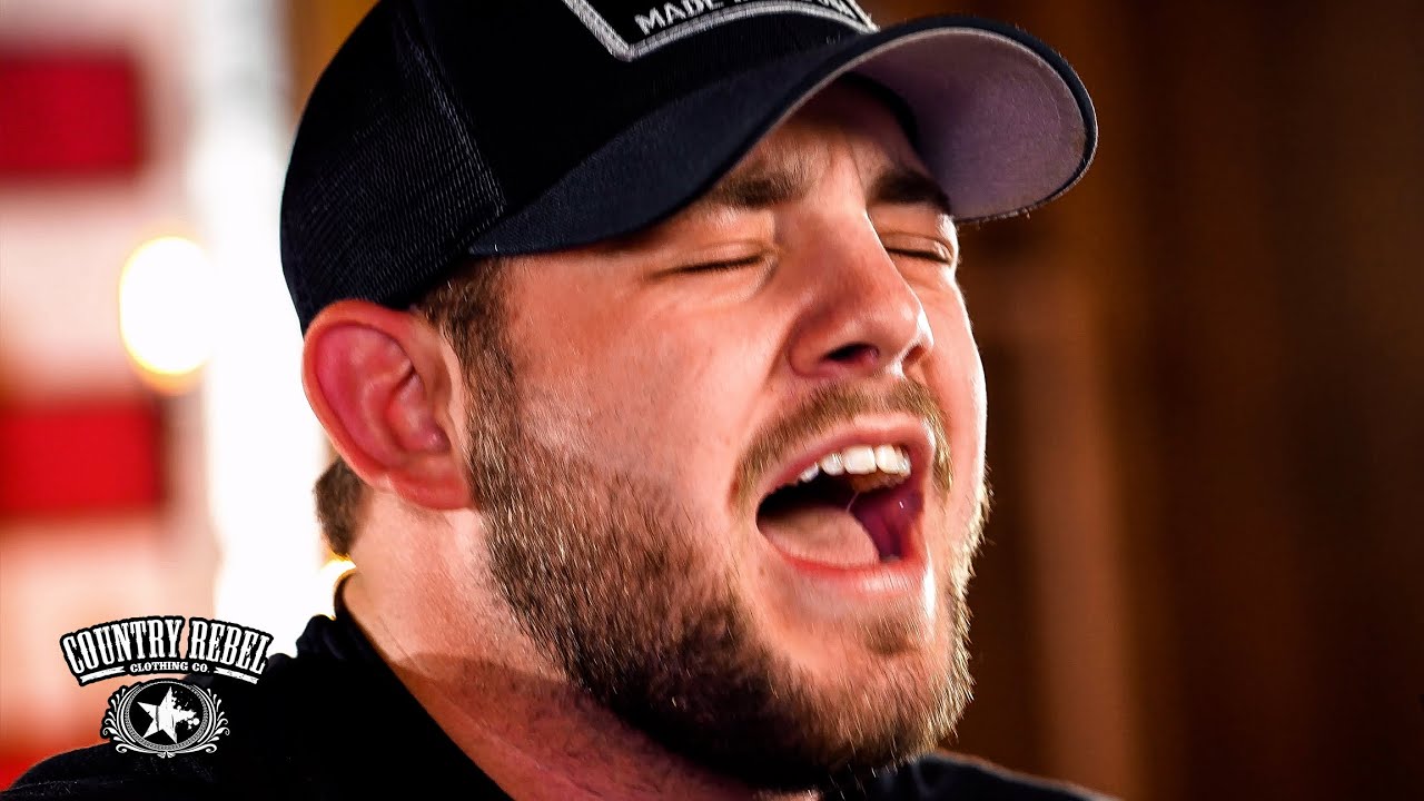 Kameron Marlowe - 'Ain't Enough Whiskey' (Live Acoustic)