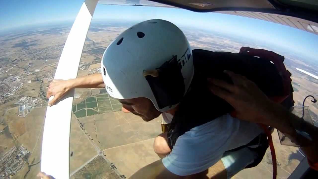 Skydive static line progression to free fall.