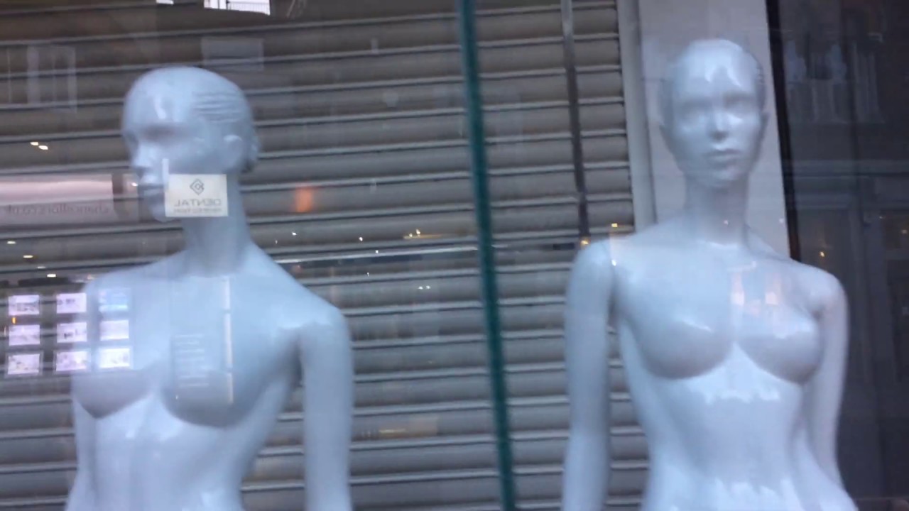 Brunswick Green - Window Shopping