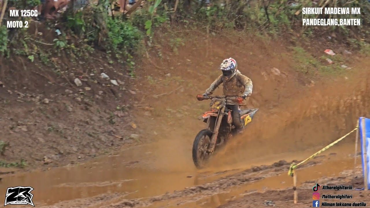 POINT SEMPURNA DI MX 125CV DENGAN MENGGUNAKAN JAS HUJAN GUYUR‼️
