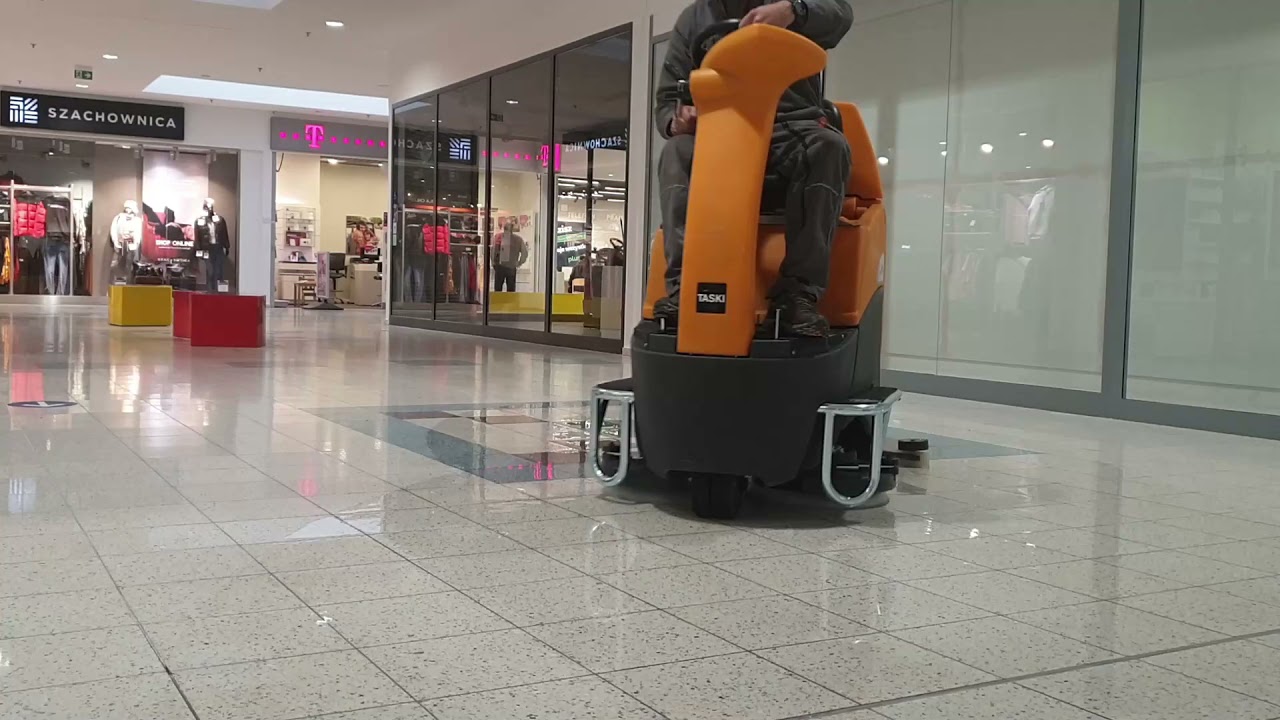 Maszyna sprzątająca Taski Swingo3500