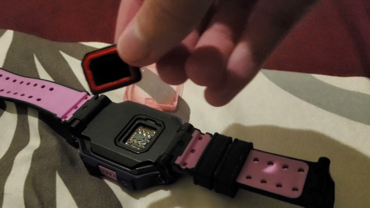 How to place a sim card in imoo watch