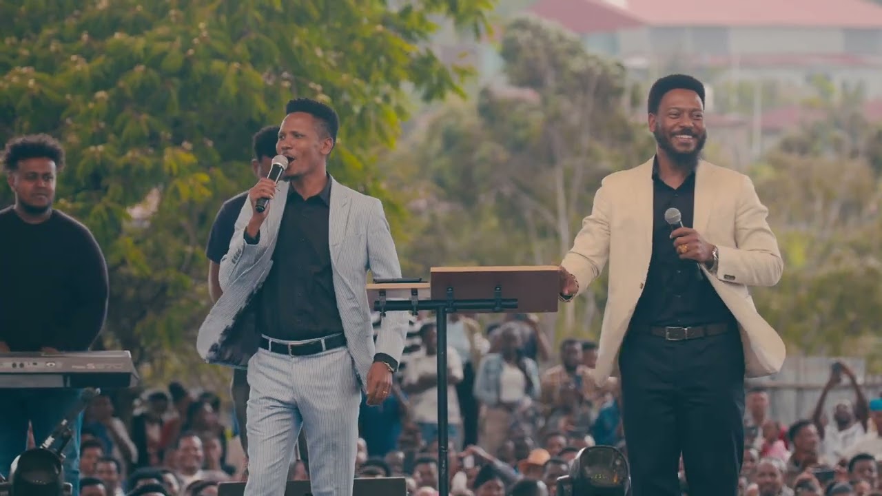የመጀመሪያ ቀን በአምቦ መጋቢት 25-2028  prophet eyu chufa ambo