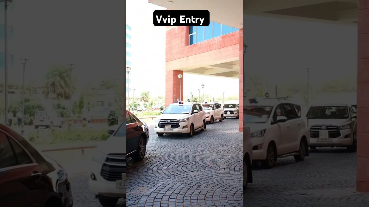 Vvip Entry | #entry #vvip #shorts #ytshorts #shortsfeed #cars #convoy #vip #vipentry #entry #innova