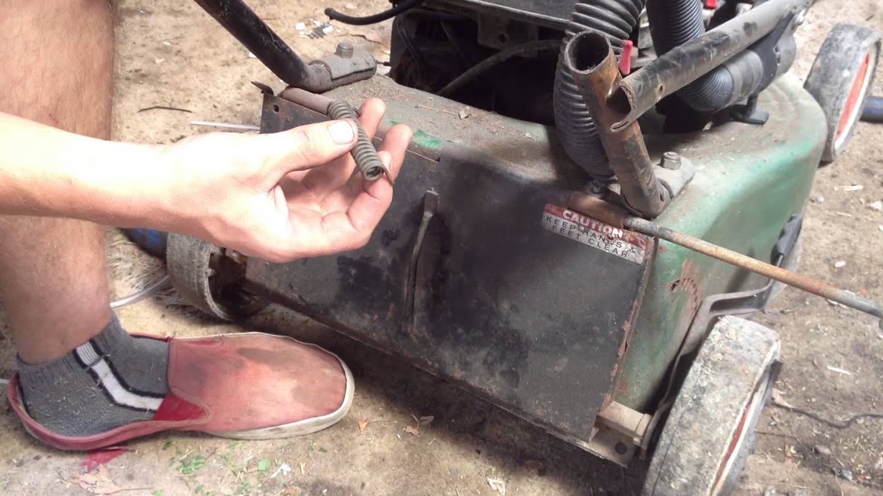 PushMowerRepair.com — Установка пружины Victa Catcher