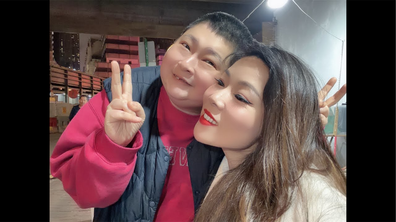 “香港才艺主播芯妮Queenie”初二油麻地直播😍😍😍😍😍😍😍😍😍