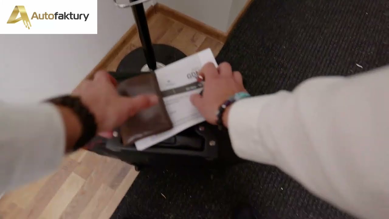 Samolot za 2 godziny, a faktura na stole... ✈️ Uratował mnie OCR!