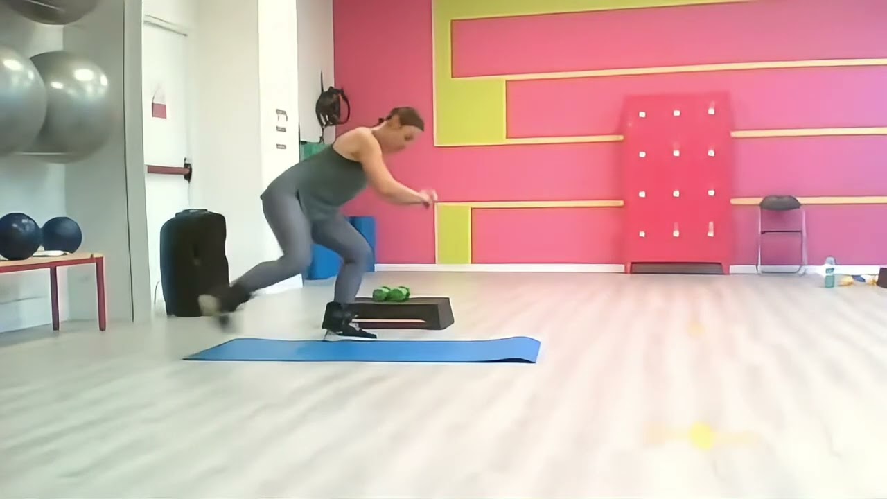 Addominali a Casa 10 Minuti | Allenamento Intenso Senza Attrezzi