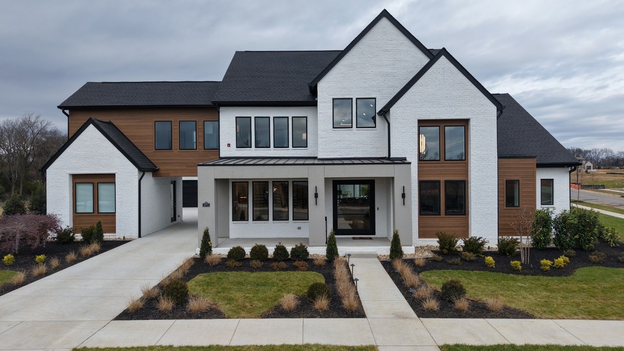 TOUR THIS BRAND-NEW LUXURY MODEL HOME WITH 2026’S MODERN DESIGN