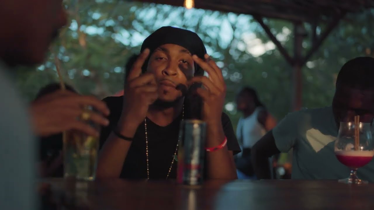 Snymik  - An vrak clip officiel