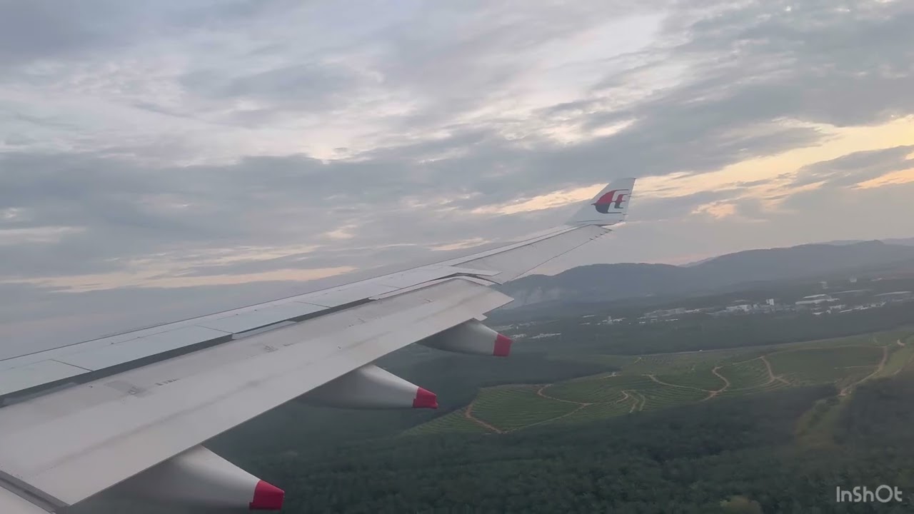 Malaysia Airlines a330-300 Stunning Approach and Landing at #kualalumpur 