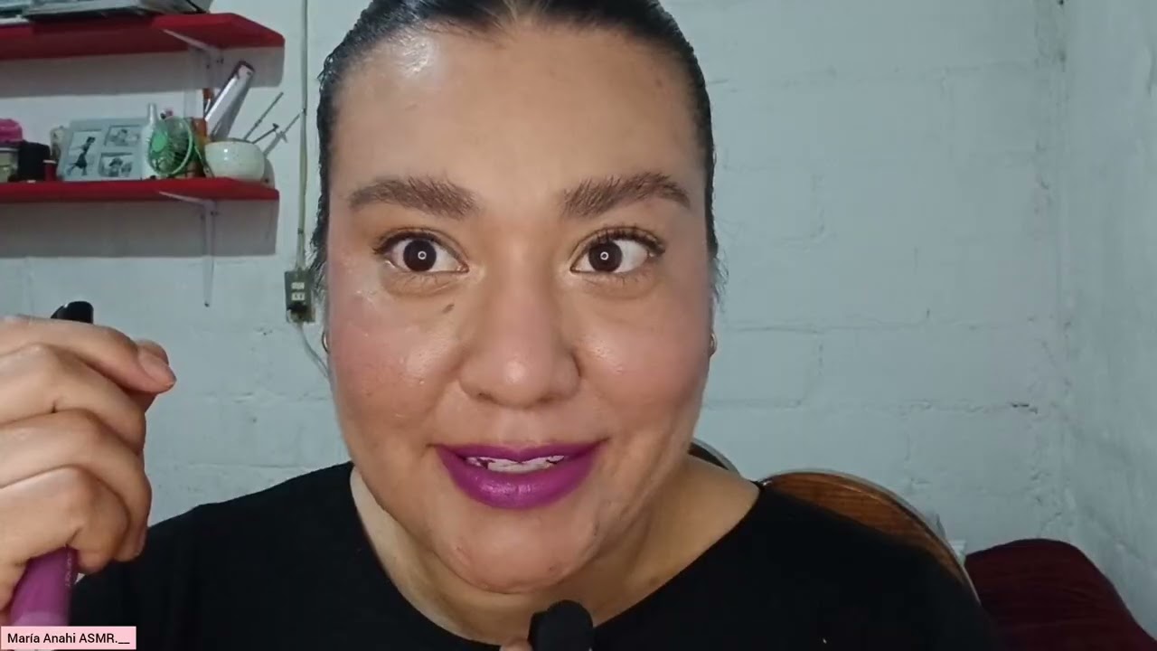 ASMR Probándome Labiales - 2da parte (SUSURROS). #relajante #asmr #maquillaje #susurros #colección 