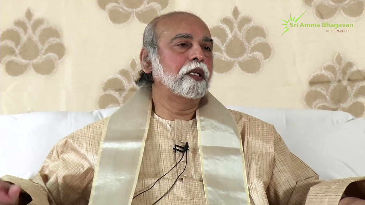 Excerpts from Sri Bhagavan's Darshan