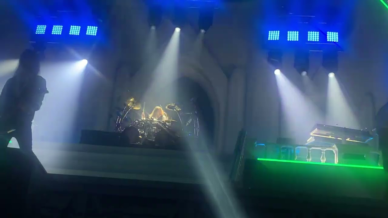 Nutrocker & Blas Elias drum solo  TSO Trans-Siberian Orchestra  Milwaukee 12-22-2024 3pm
