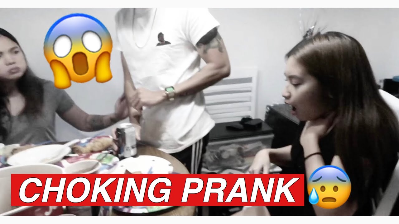 CHOKING PRANK ON MY FAMILY 😂