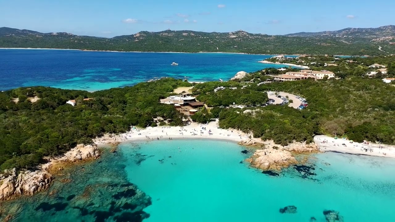 DRONE SHOT | Spiaggia di Capriccioli Sardegna - 4K