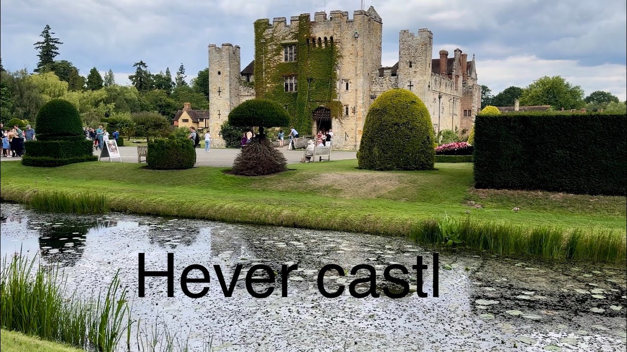 Hever Castle & Gardens &ndash; A Tudor History Experience