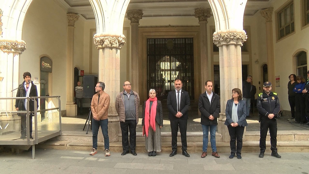 Minut de silenci en memòria de les víctimes del terrorisme