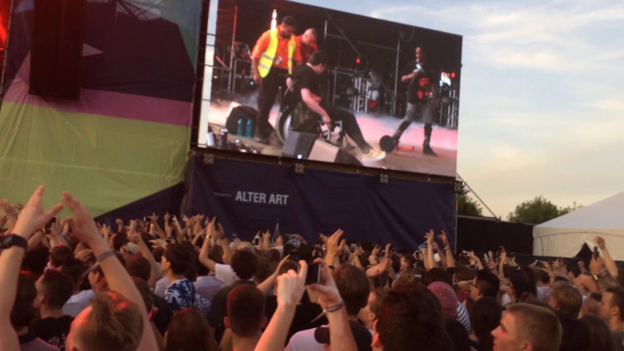 Travis Scott brought disable fan on the stage on Krak&oacute;w Live Festival