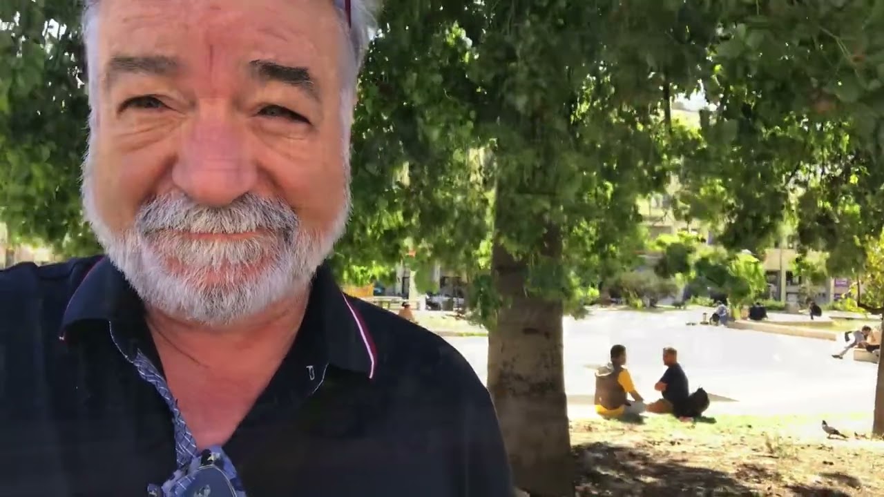 Estive no Martim Moniz. O que eu vi está aqui.