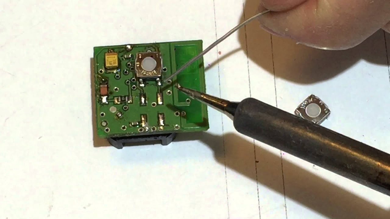 Como cambiar los pulsadores o switch interruptores de un mando a distancia.