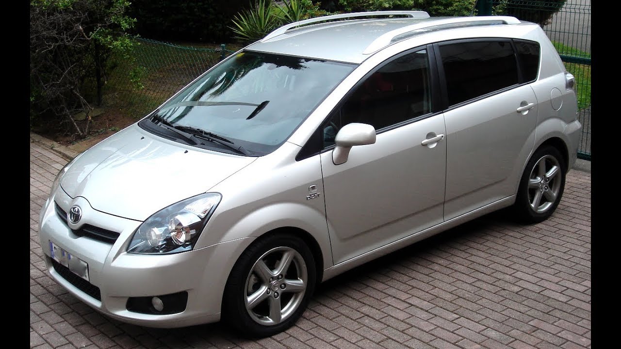 TAPIZAR PUERTAS TOYOTA COROLLA VERSO