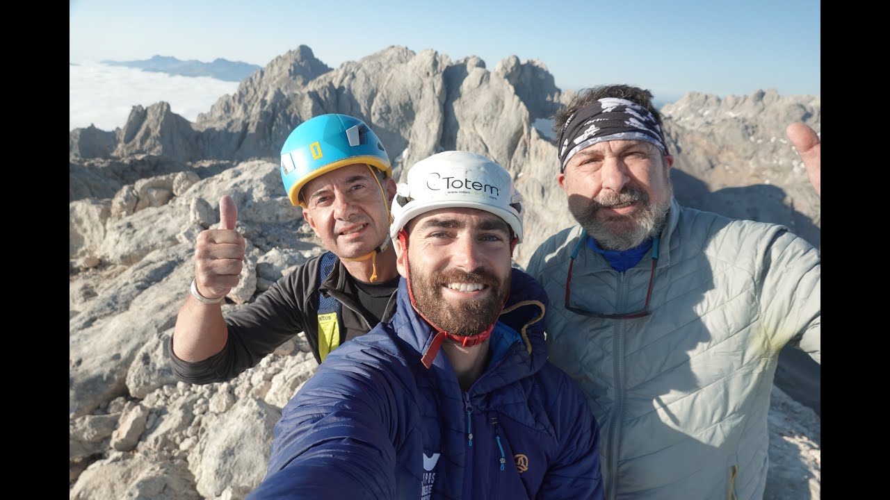 PICOS DE EUROPA ESCALADA AL MONTE URRIELLU ( NARANJO DE BULNES ) DIRECTA DE LOS MARTINEZ 28-07-21