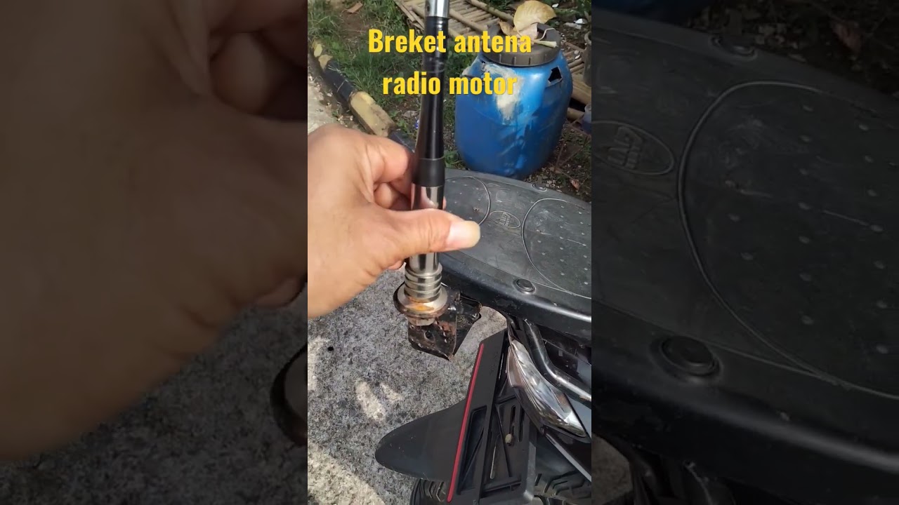 Bracket antena radio komunikasi di motor
