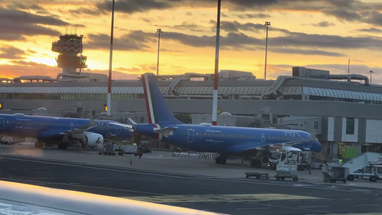 Zooming at the airport 🛫
